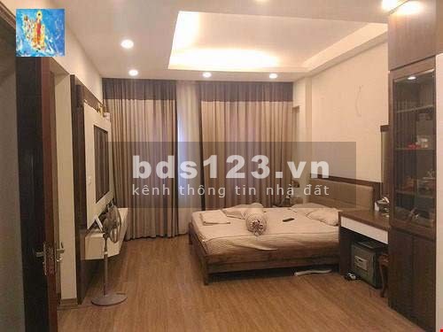 Lô góc thoáng sang nhà mới xây cực đẹp 80m ra mp Đê Trần Khát Chân, tiện ích đầy đủ