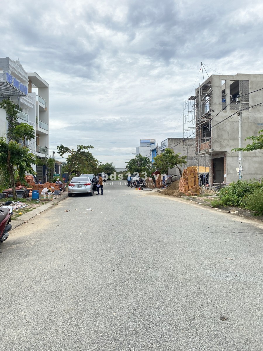 Bán lô đất diện tích 68.8m2 thổ cư mặt tiền hẻm 16m đường số 6, Long Bình, Quận 9