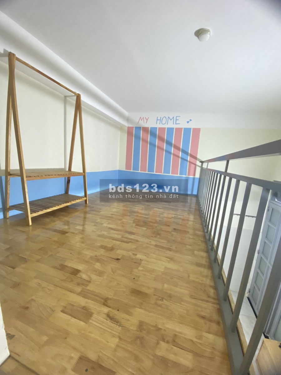 Trọ Gác Lửng 25m2 sẵn nội thất cơ bản 7' đến ĐH Công Nghiệp Thực Phẩm Hoàng Bật Đạt - Tân Bình