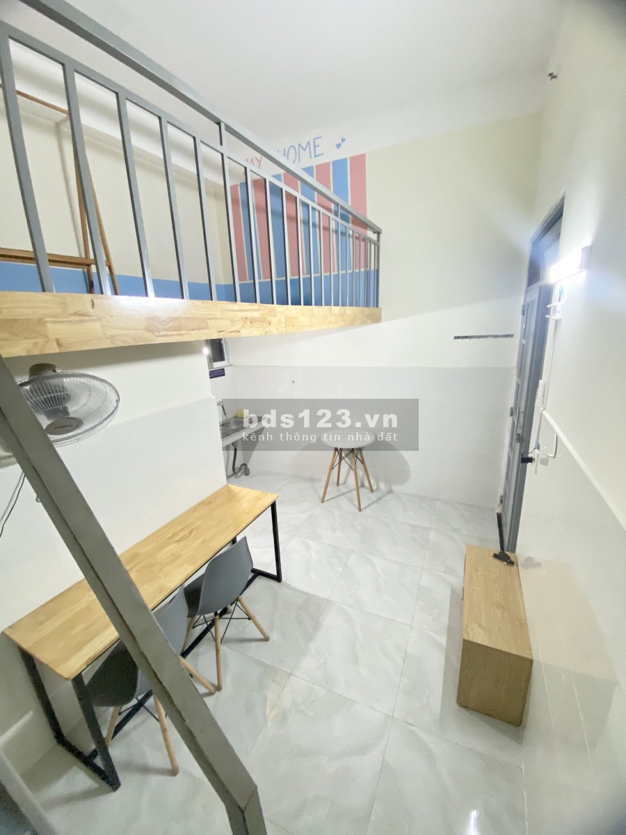Trọ Gác Lửng 25m2 sẵn nội thất cơ bản 7' đến ĐH Công Nghiệp Thực Phẩm Hoàng Bật Đạt - Tân Bình