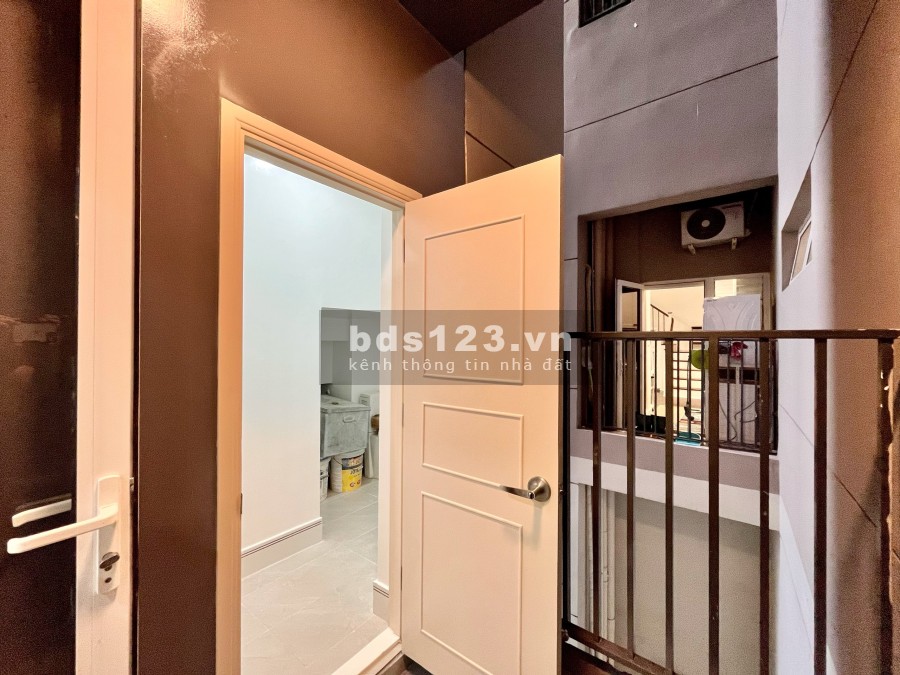 Cần bán căn hộ Duplex thông tầng 5 phòng ngủ cao cấp đã có sổ hồng, pháp lý chuẩn