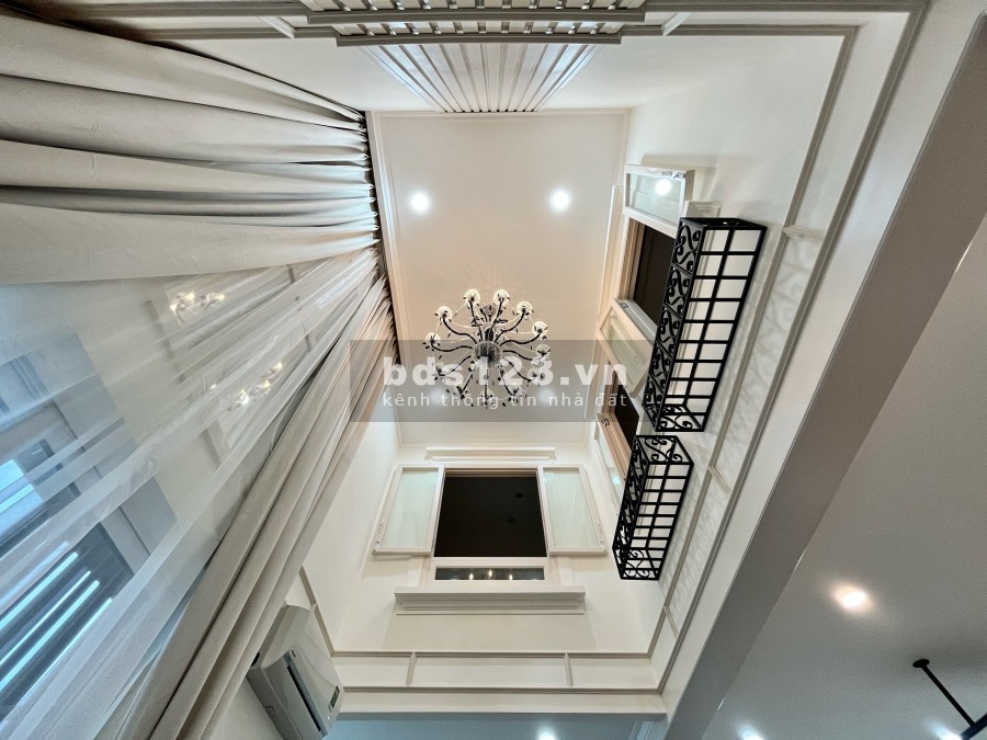 Cần bán căn hộ Duplex thông tầng 5 phòng ngủ cao cấp đã có sổ hồng, pháp lý chuẩn
