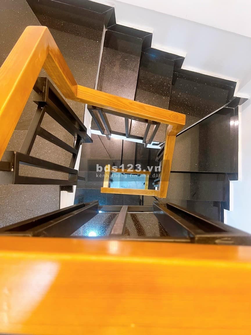 Hẻm xe hơi nhựa tránh kinh doanh dtsd 67m2 đường Thái Thị Nhạn giá bán chỉ 8Tỷ4