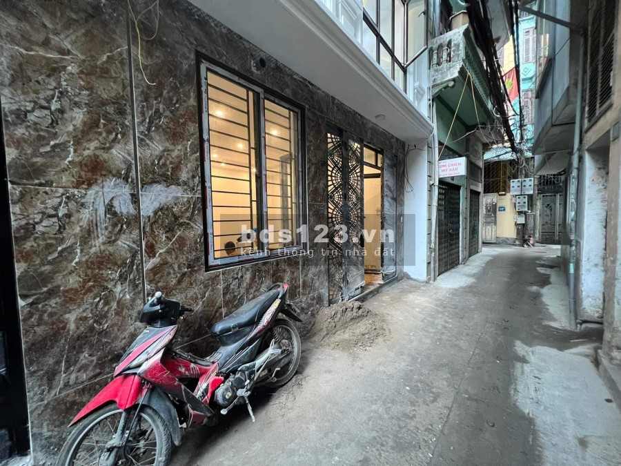 Bán nhà mặt ngõ nguyên căn phố Bùi Xương Trạch, Quận Thanh Xuân, sổ đẹp, lh 0932222637