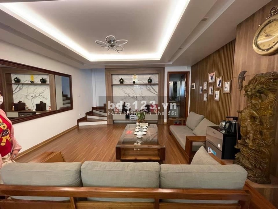 Bán nhà Quang Trung Hà Đông, dt 50m2, 4 tầng, mt 4m chỉ nhỉnh 5 tỷ liên hệ 0911910586