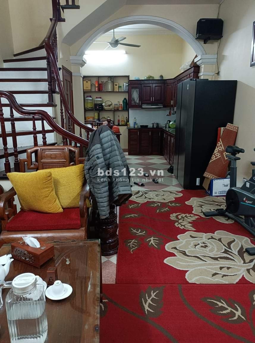 Cho thuê nhà làm CHDV hoặc để ở tại mễ trì hạ nhà mới nội thất đầy đủ dt 60m 5 tầng 6pn