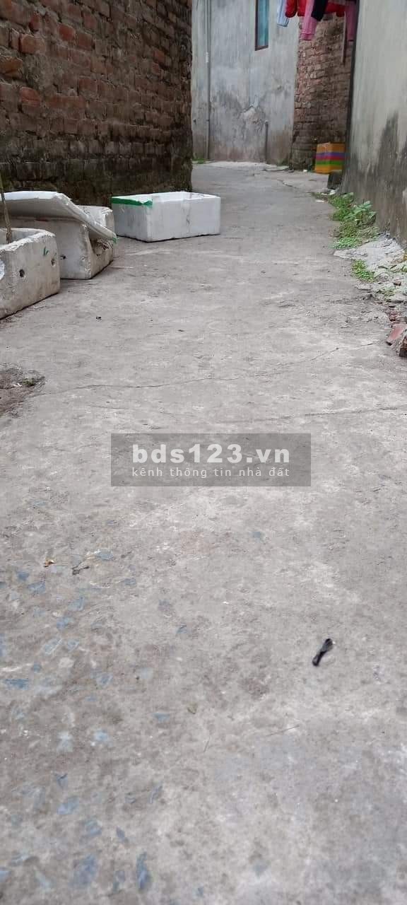 Bán Đất Tặng Nhà Nguyễn Khoái - Hoàng Mai 80m ô tô tránh giá bán 2.2 tỷ, lh 0988071498