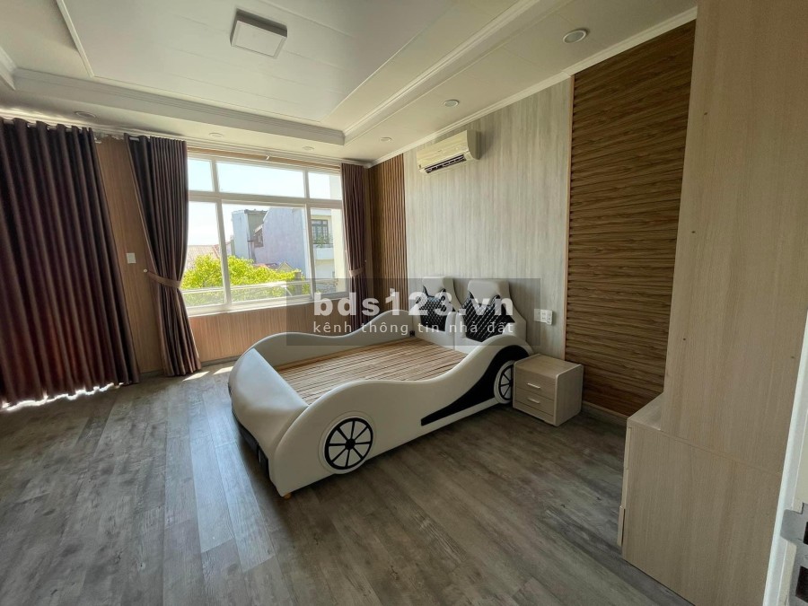 Bán nhà 4 tầng hẻm xe tải Dương Thị Mười Quận 12, giá bán 4.5 tỷ, thương lượng