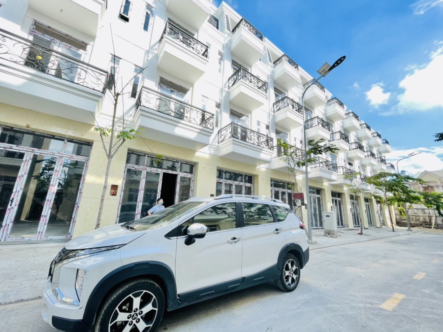 Bán nhà 1 trệt 3 lầu cách Gò Vấp 5p diện tích 4x16m giá bán nhanh 4,8 tỷ /căn