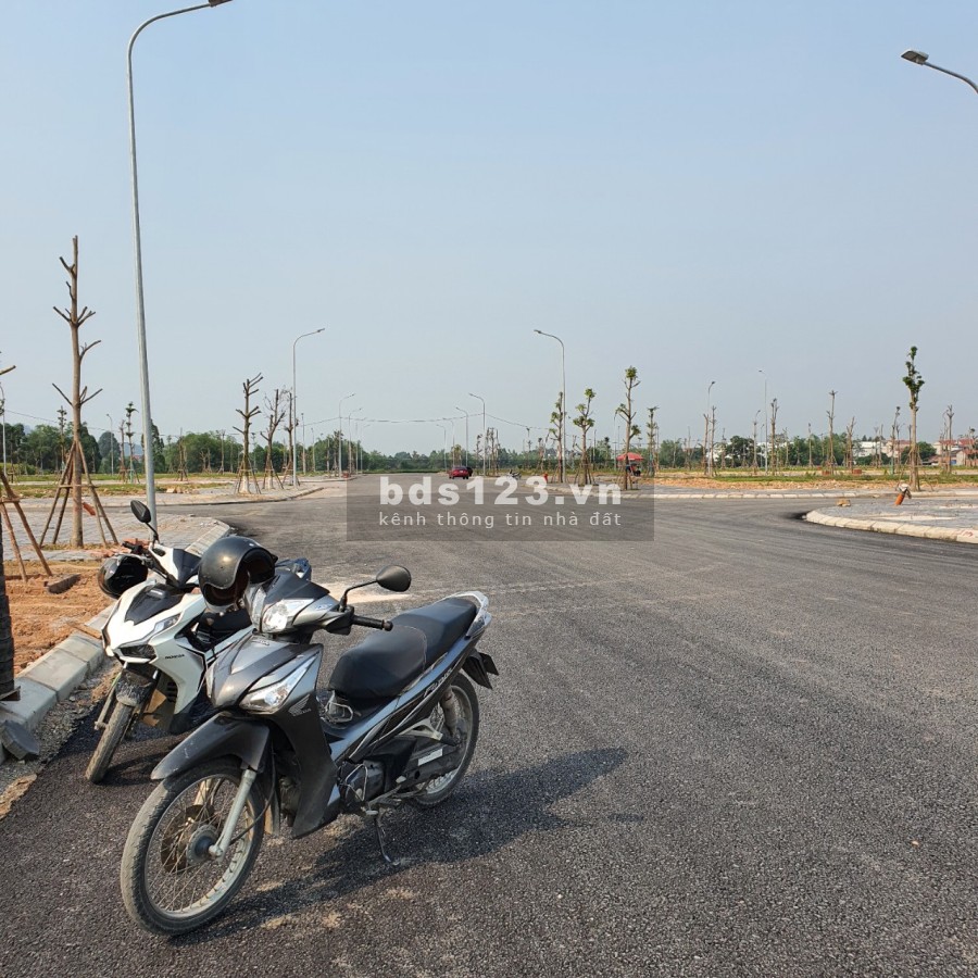 Cần bán gấp 2 lô đất nền dự án Felix Land, mặt tiền tổng 10m, diện tích 170m2, hướng Đông nam