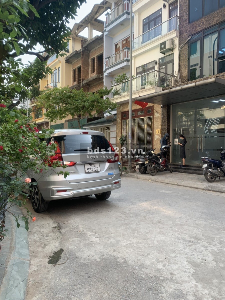 Bán nhà Quang Trung Hà Đông, dt 50m2, 4 tầng, mt 4m chỉ nhỉnh 5 tỷ liên hệ 0911910586