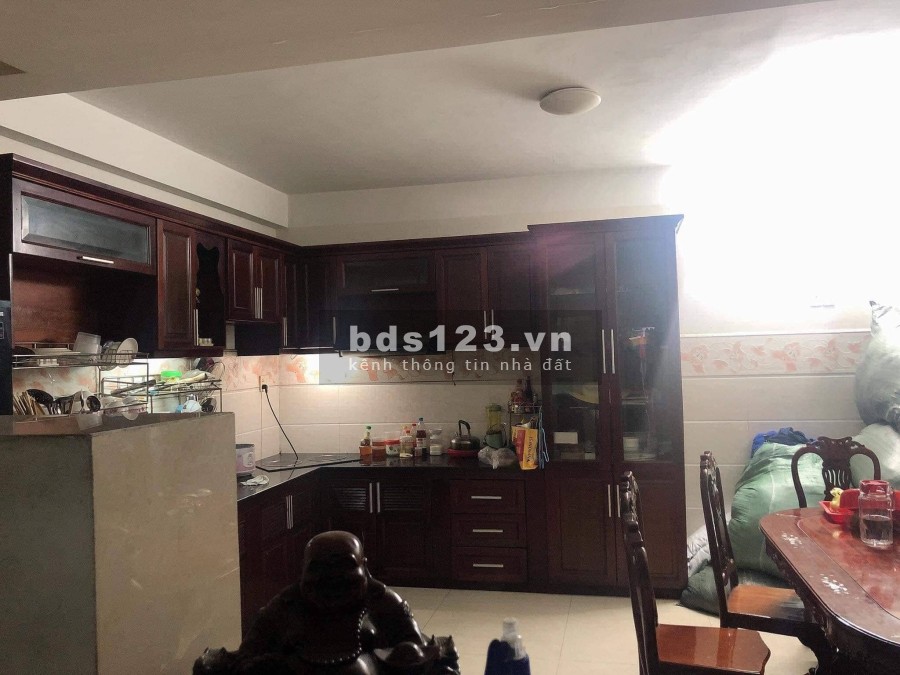 Bán gấp nhà Khánh Hội lô nhì trung tâm Quận 4, diện tích sử dụng 90m2, giá nhỉnh 3 tỷ
