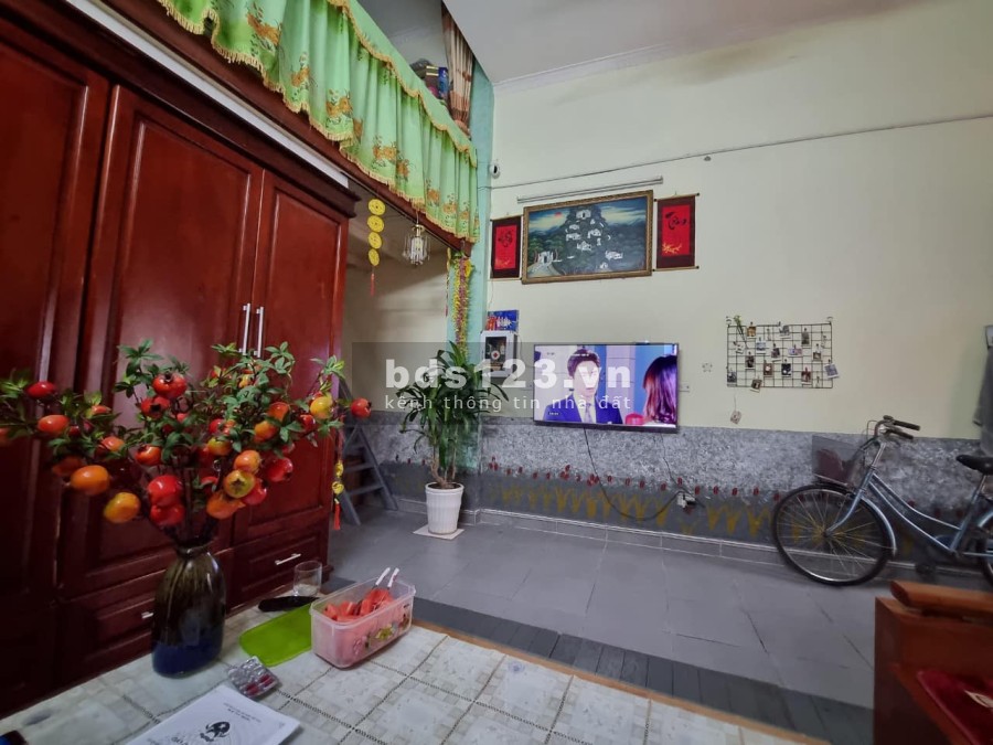 Lĩnh Nam Hoàng Mai ô tô đỗ cửa khu Quân Đội Phân ngõ rộng, thoáng khu dân trí cao