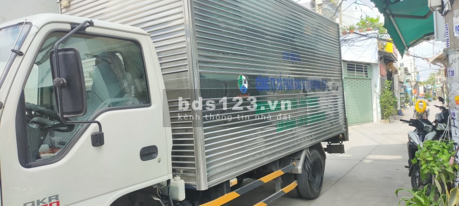 Nhà ở SHR giá mềm hưởng tất cả tiện ích, HXH 6m, có không gian để ô tô trong nhà