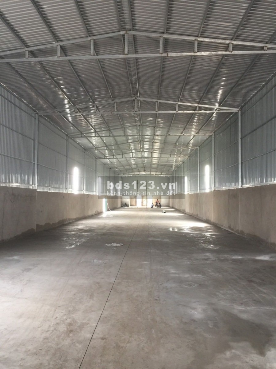 Cho thuê kho dt 1000m2 mặt tiền số đường Thạnh Lộc 15, Thạnh Lộc, Quận 12, TP.HCM