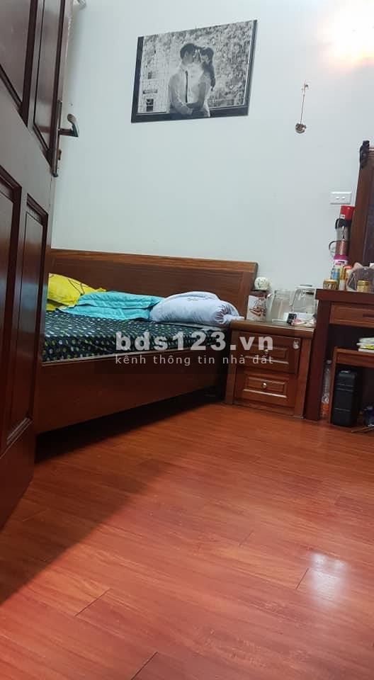 Trường Chinh nhà mới cách phố 15m đi lại thuận tiện dtsd 45m2, giá bán 4.9 tỷ, lhcc