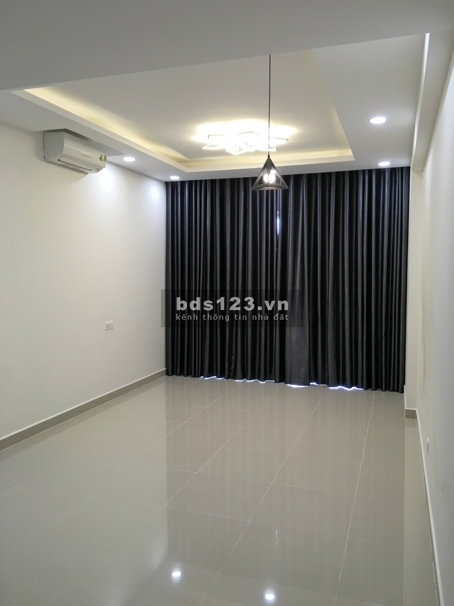 Cần bán căn gốc 3pn Sunrise Riverside view 3 mặt nhìn toàn diện sông tiện ích đầy đủ, giá tốt