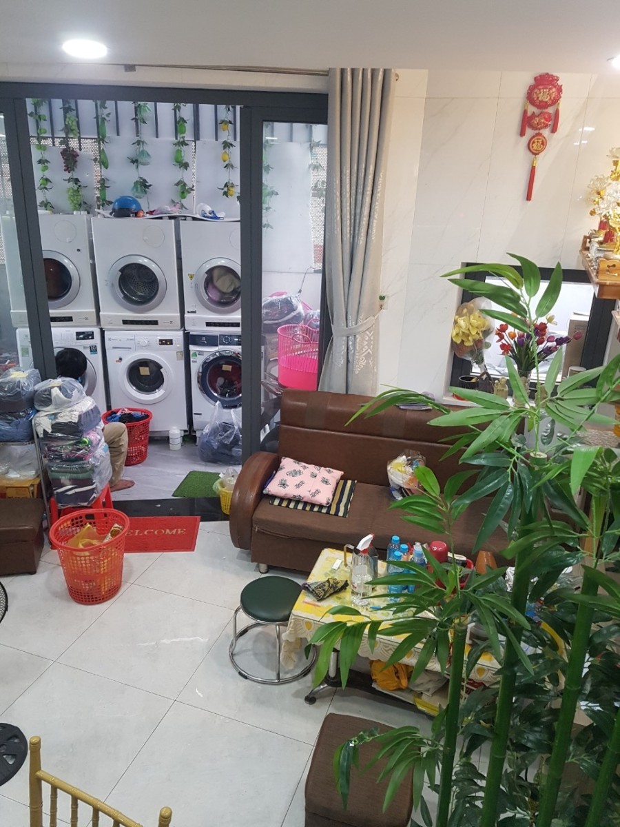 Chủ nhà cần bán gấp nhà nguyên căn Nơ Trang Long, 4 tầng, giá tốt đầu tư thương lượng