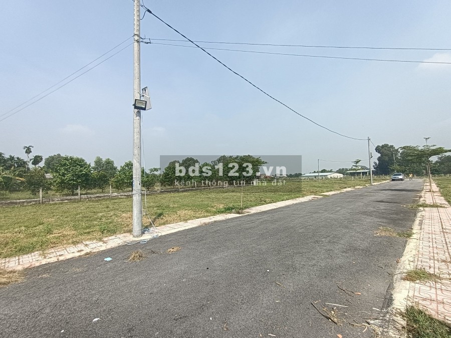 Bán đất chính chủ cần bán gấp giá cả phải chăng, diện tích rộng, khu dân cư đông đúc