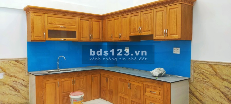 Nhà ở SHR giá mềm hưởng tất cả tiện ích, HXH 6m, có không gian để ô tô trong nhà