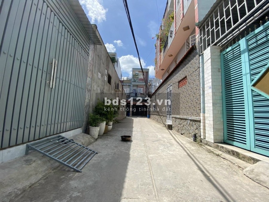 Bán nhà 3 tầng, hẻm xe hơi phường Tân Chánh Hiệp Quận 12 giá bán 5,2 tỷ thương lượng
