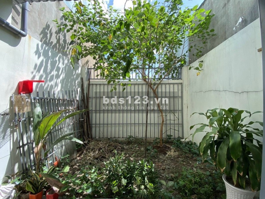 Bán nhà 3 tầng, hẻm xe hơi phường Tân Chánh Hiệp Quận 12 giá bán 5,2 tỷ thương lượng