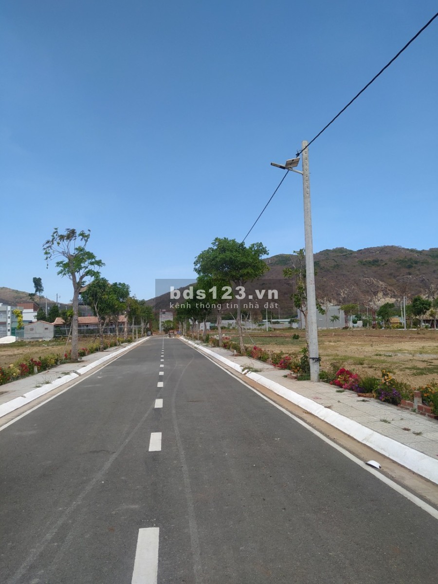 Bán đất ven biển vị trí đẹp sổ sẵn, liên hệ 0353387651 view dẹp thông thoáng, giá đầu tư