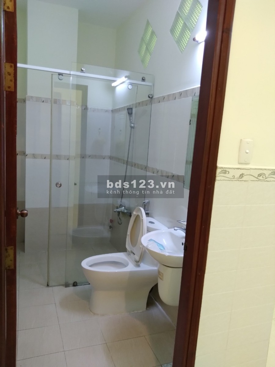 Cho Thuê Nhà Nguyên Căn MT Đường Lê Thị Chợ, P. Phú Thuận, Quận 7.
