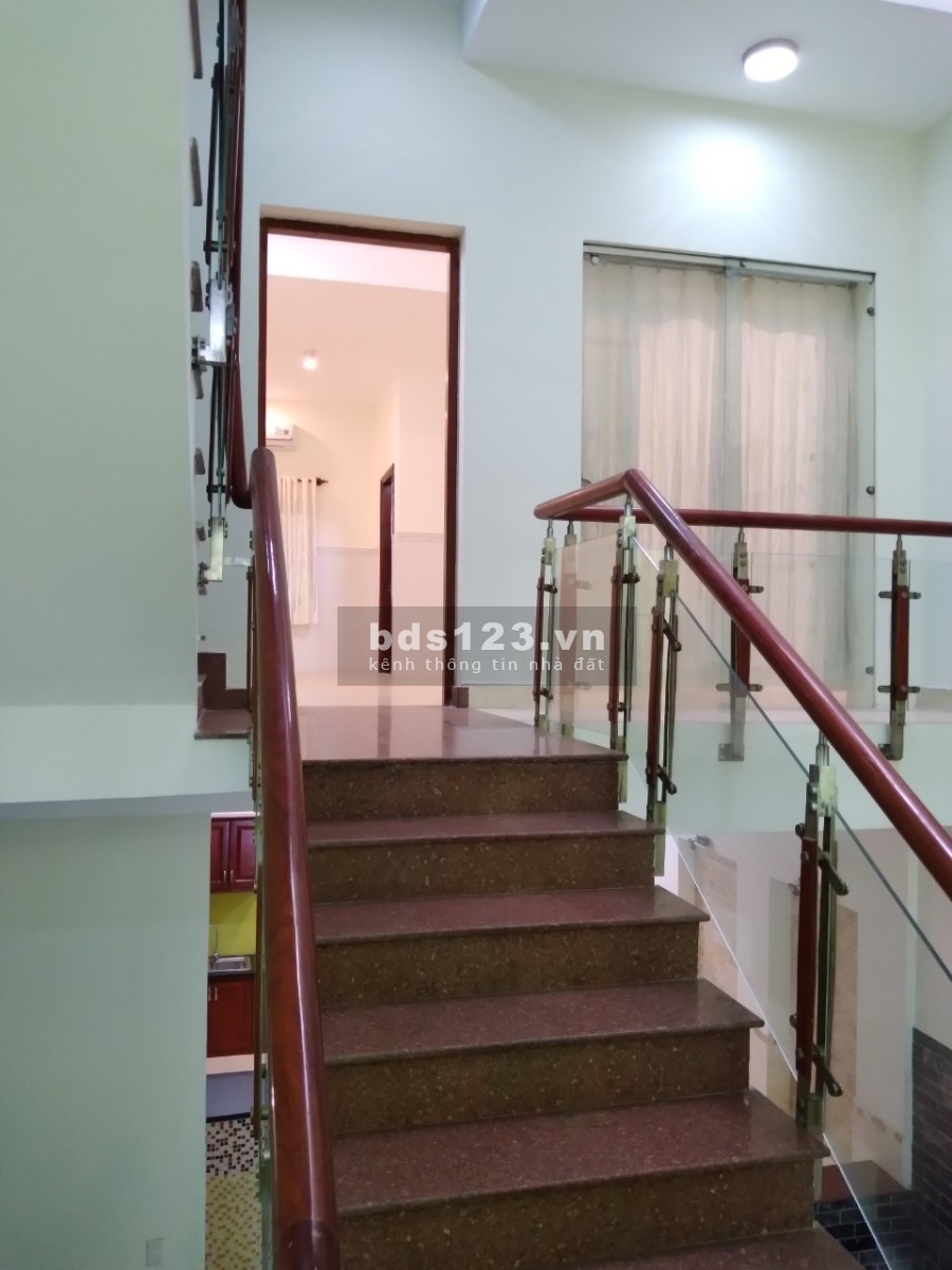 Cho Thuê Nhà Nguyên Căn MT Đường Lê Thị Chợ, P. Phú Thuận, Quận 7.