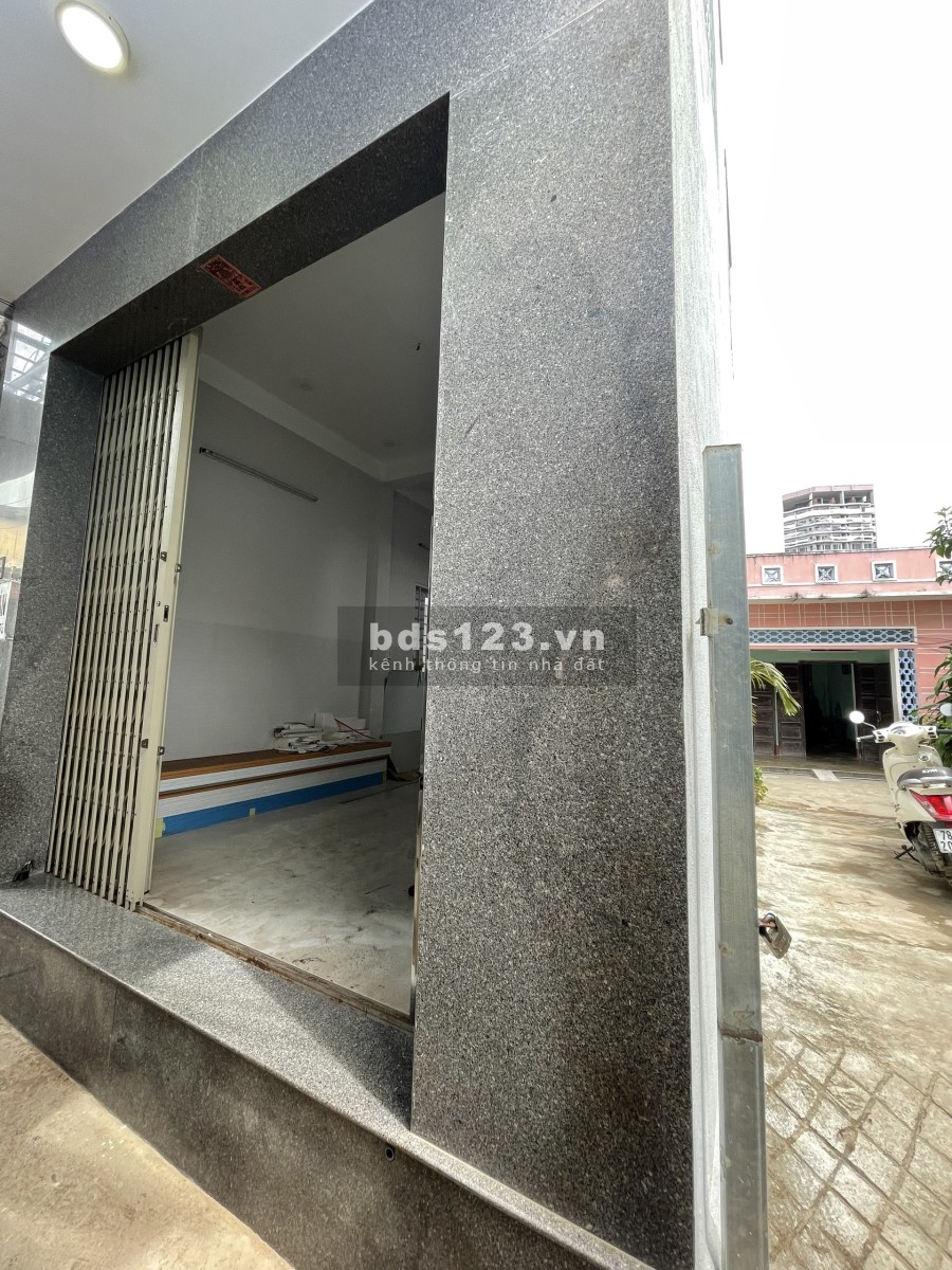 Bán nhà 3 mê gần chợ Tuy Hoà giá bá chỉ 1.4 tỷ tiếp khách thiện chí, giấy tờ đủ