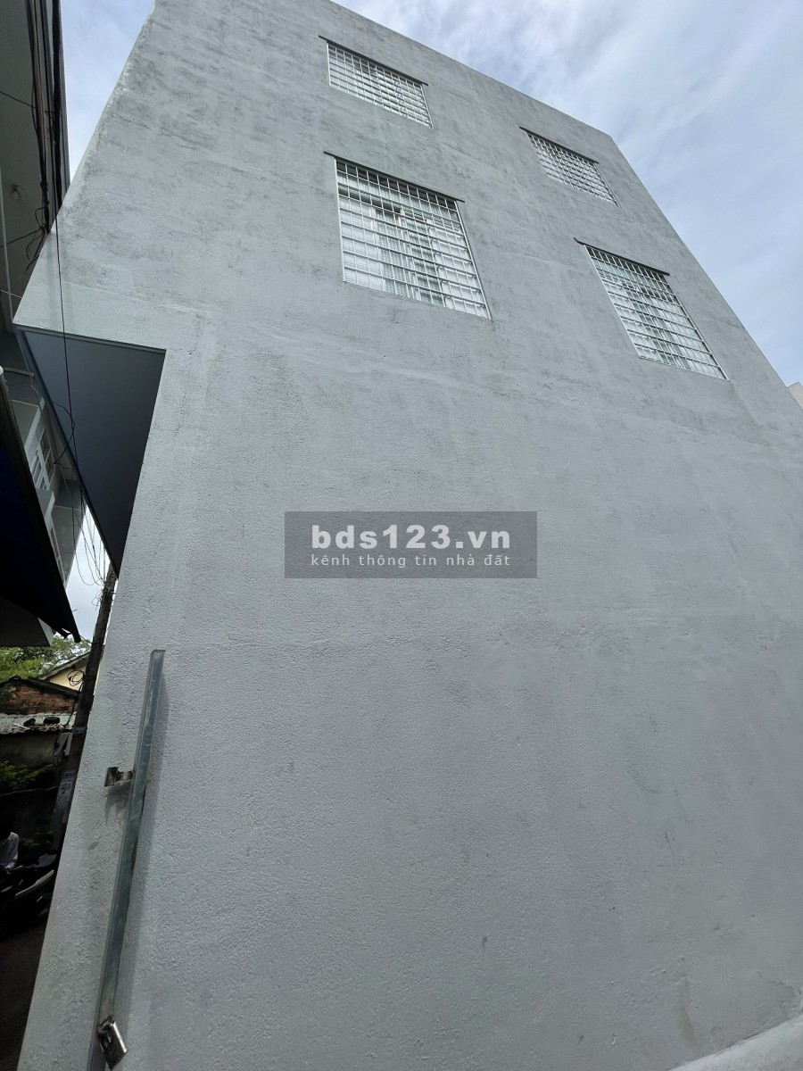 Bán nhà 3 mê gần chợ Tuy Hoà giá bá chỉ 1.4 tỷ tiếp khách thiện chí, giấy tờ đủ
