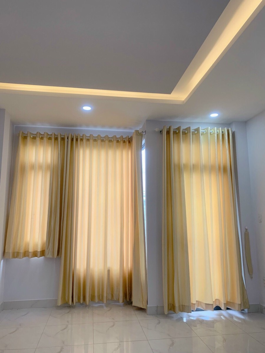 Ô tô tránh mặt tiền rộng nhà đẹp để lại toàn bộ nội thất, pháp lý chính chủ sổ sẵn