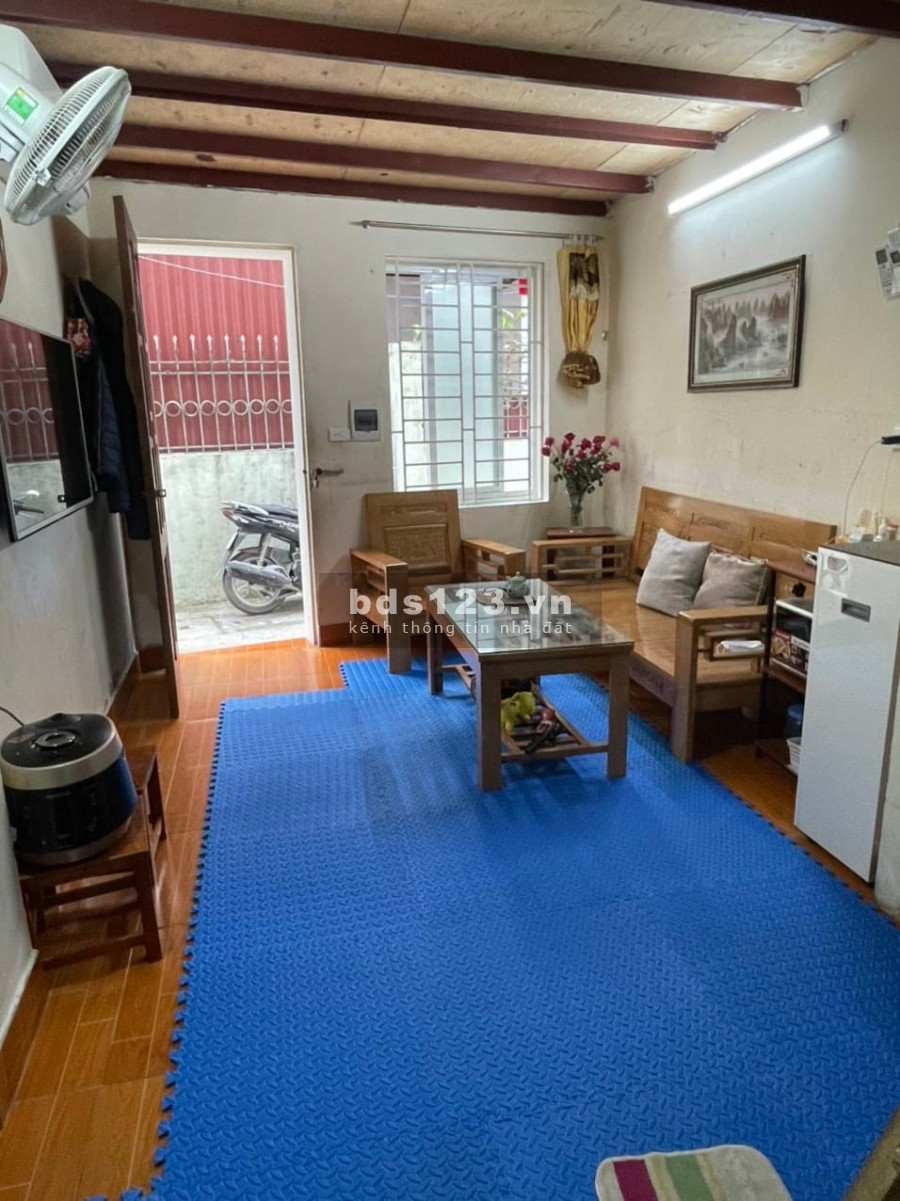 Cần bán gấp nhà nguyên căn Yên Nghĩa tổ 8, diện tích 45m2, 5 tầng, giá bán chỉ 2.18 tỷ