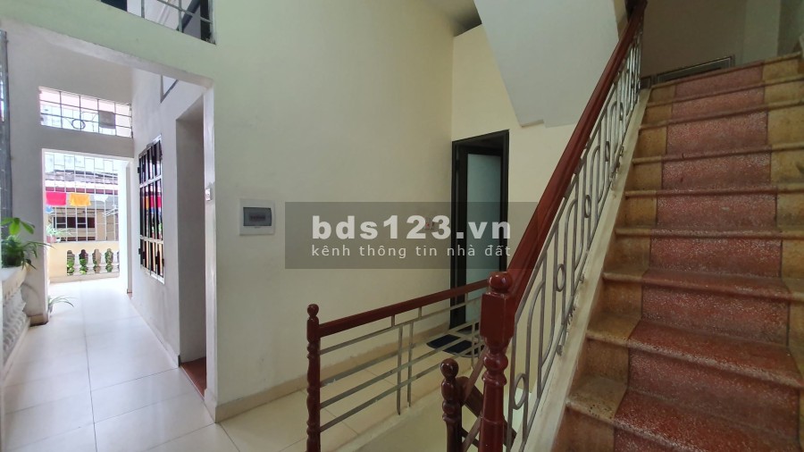 Bán nhà Khương Trung, gần Ngã Tư Sở, lô góc, ô tô đỗ cửa diện tích 45m2, 5 tầng, giá 4.5 tỷ