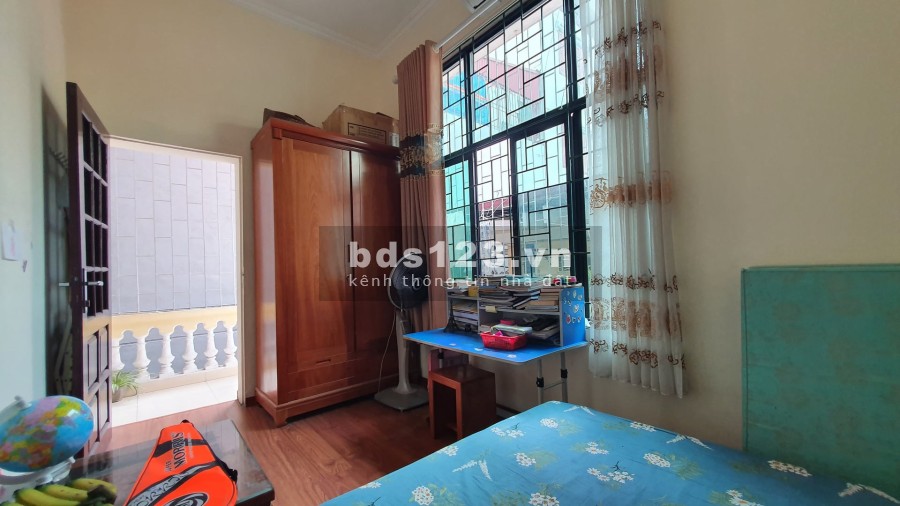 Bán nhà Khương Trung, gần Ngã Tư Sở, lô góc, ô tô đỗ cửa diện tích 45m2, 5 tầng, giá 4.5 tỷ
