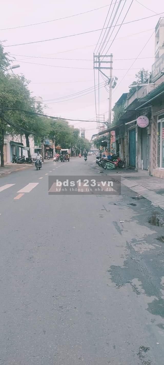 Nhà mặt tiền Phú Thọ, phường 1 Quận 11 giá bán chỉ 7.7 tỷ liên hệ 0902421633
