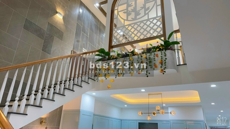 Bán Nhà Đẹp MT Đặng Thanh Mai, Phước Nguyên, TP Bà Rịa 100% thổ cư, giá tốt đầu tư