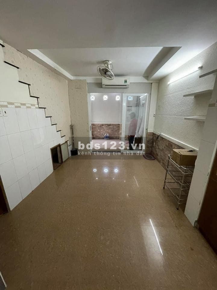 Hẻm 4.5m Nguyễn Thiện Thuật F2 Quận 3 khu an ninh, nhà còn mới, hạ tầng hoàn thiện 4 tầng