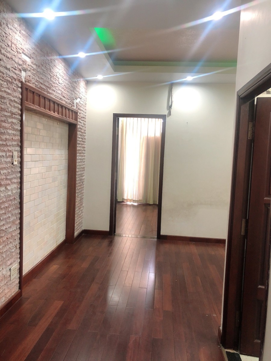 Bán nhà hẻm xe tải Quận 10 khu Vip vừa ở vừa cho thuê 5 tầng BTCT gần mặt tiền giá 28 tỷ