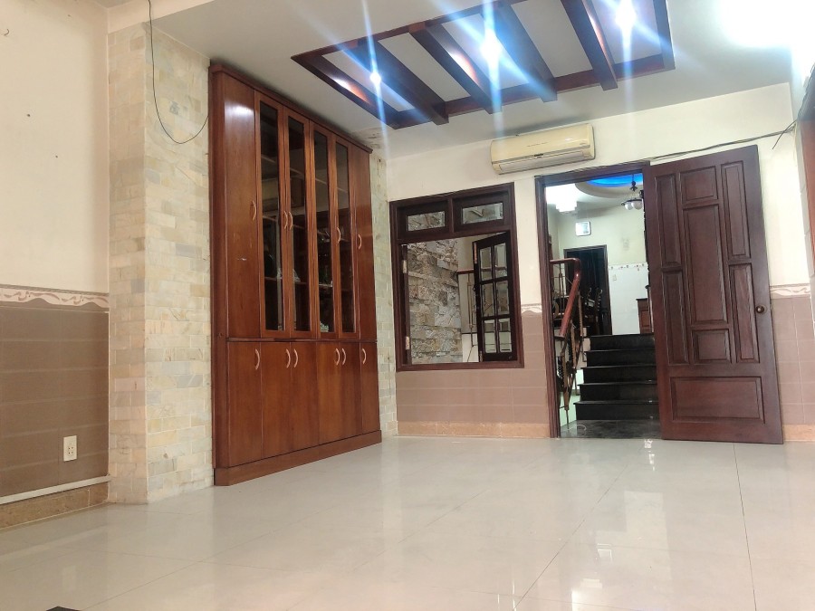 Bán nhà hẻm xe tải Quận 10 khu Vip vừa ở vừa cho thuê 5 tầng BTCT gần mặt tiền giá 28 tỷ