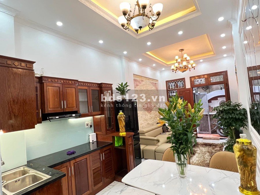 Bán tòa nhà Tây Sơn – Nguyễn Lương Bằng, ô tô vào nhà, dtsd 72m2 7 tầng thang máy, 16.5 tỷ