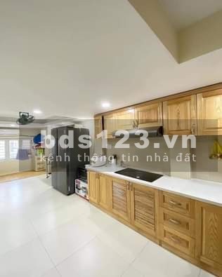 Nhà đẹp cần bán Nguyễn Đình Chiểu kiến trúc nhà đẹp, đúc 5 tầng thoáng, giá tốt đầu tư