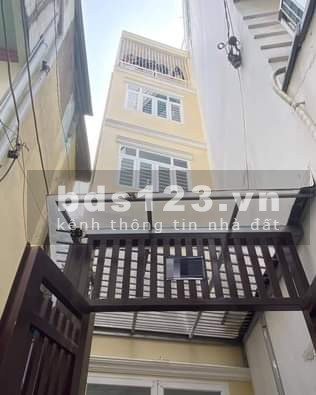 Nhà đẹp cần bán Nguyễn Đình Chiểu kiến trúc nhà đẹp, đúc 5 tầng thoáng, giá tốt đầu tư