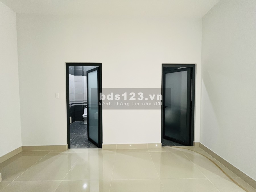 Mặt bằng diện tích sử dụng 500m2 cho Thuê ngay chợ Tân Hương - mới xây 100%