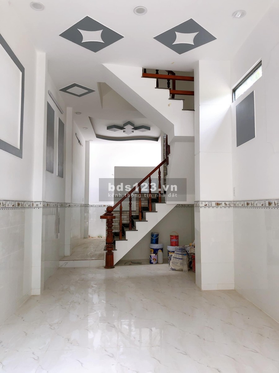 Bán Nhà mới xây 4 tầng 4 phòng ngủ giá chỉ 3.55 tỷ P15, Quận 8, khu an ninh, yên tĩnh