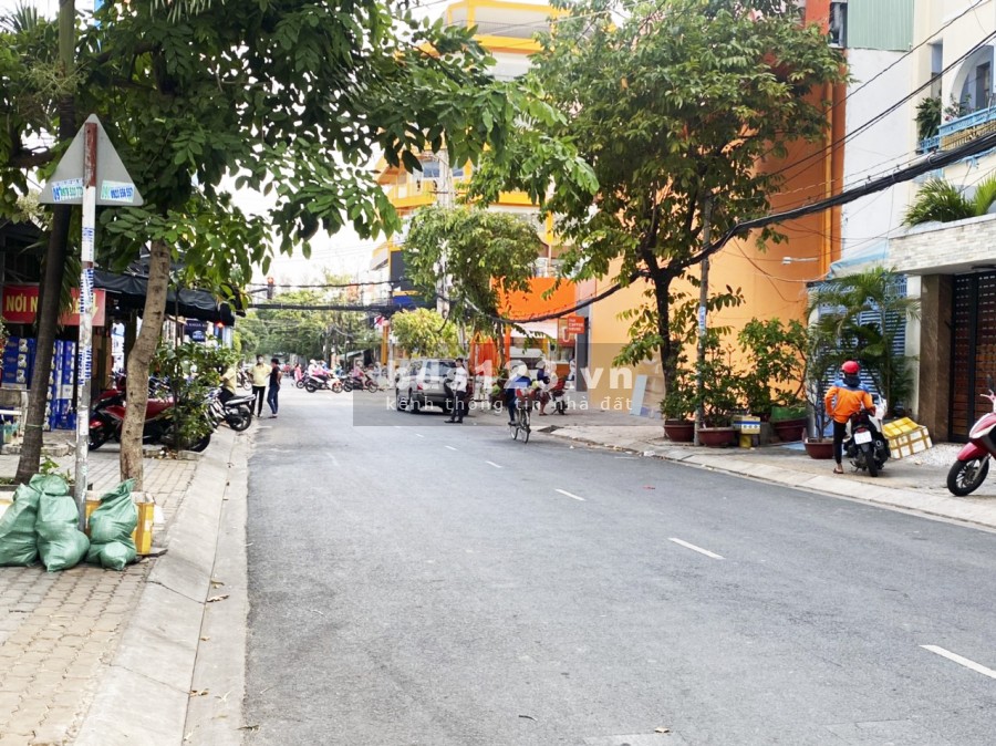 Bán lô đất vị trí đẹp lô nhì đường Nguyễn Thị thập p Tân Quy, Quận 7 giá 11.8 tỷ