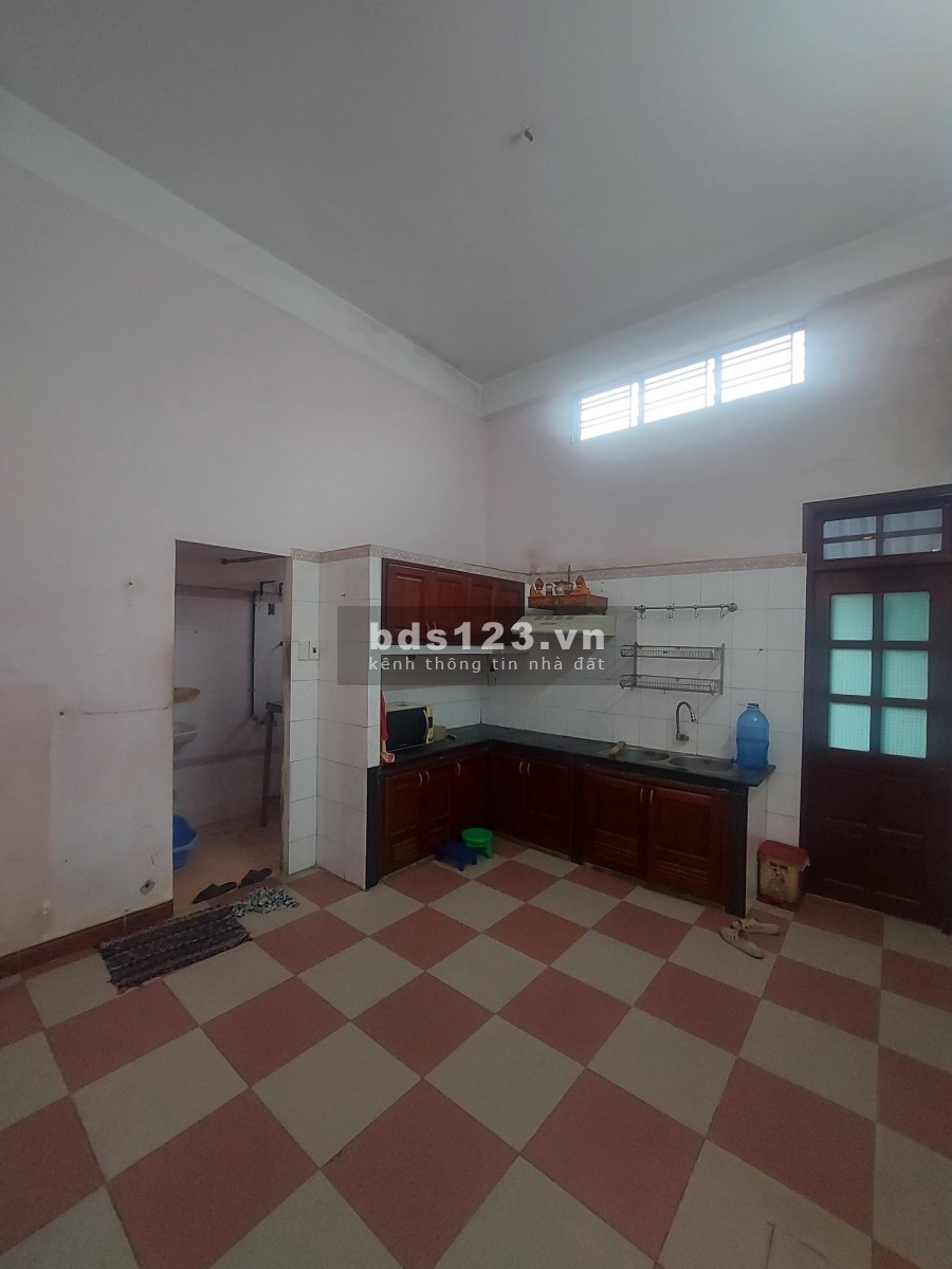 Bán nhà chính chủ Khuê Mỹ Đông 2, Ngũ Hành Sơn, 2 tầng đúc, 3 pn, giá 6.x tỷ, khu dân cư