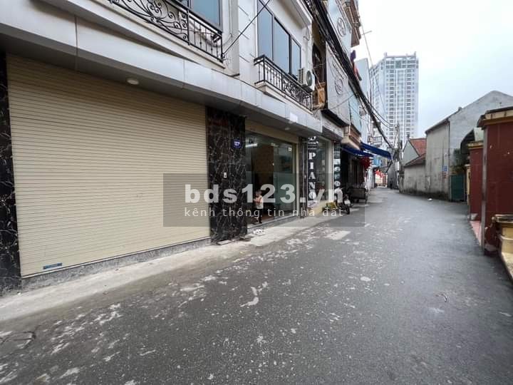 /Bán nhà ô tô đỗ cửa vào nhà, kinh doanh, nhà đẹp, không có căn thứ hai, view thoáng