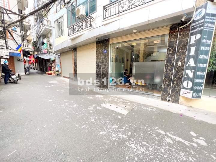 /Bán nhà ô tô đỗ cửa vào nhà, kinh doanh, nhà đẹp, không có căn thứ hai, view thoáng