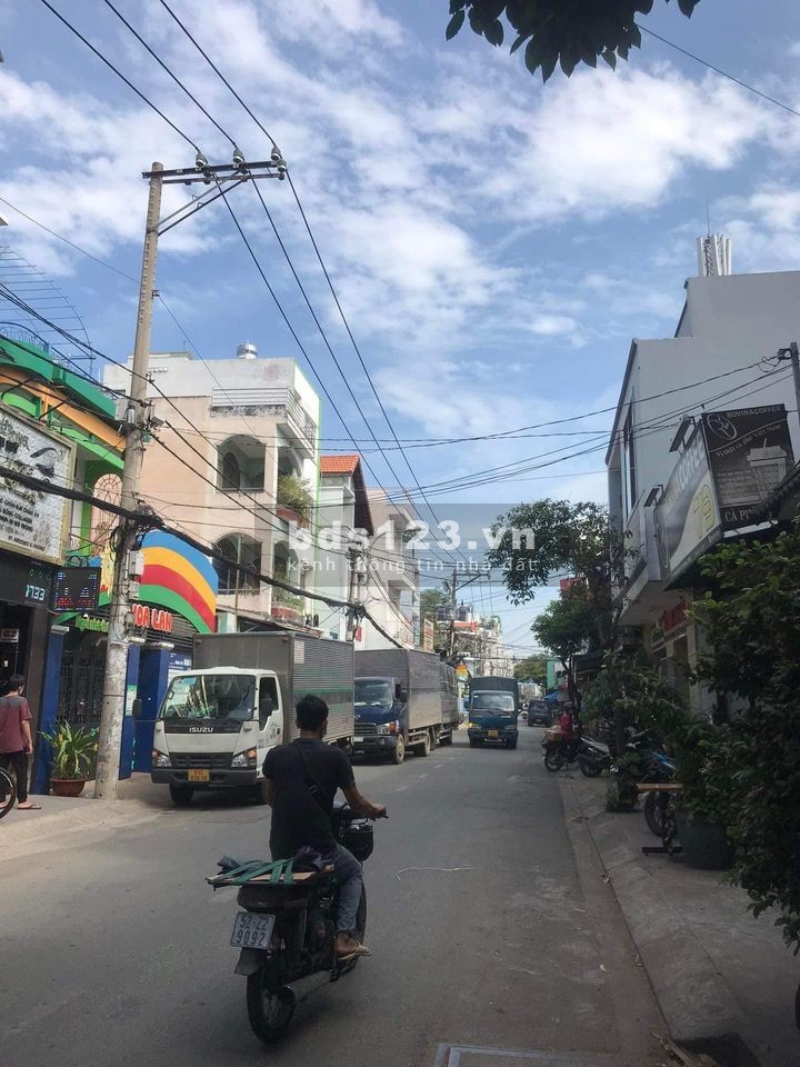 Nhà nguyên căn dtsd 65m2, hiếm nhà Phan Sào Nam, phường 11, Quận Tân Bình, giá bán 8 tỷ